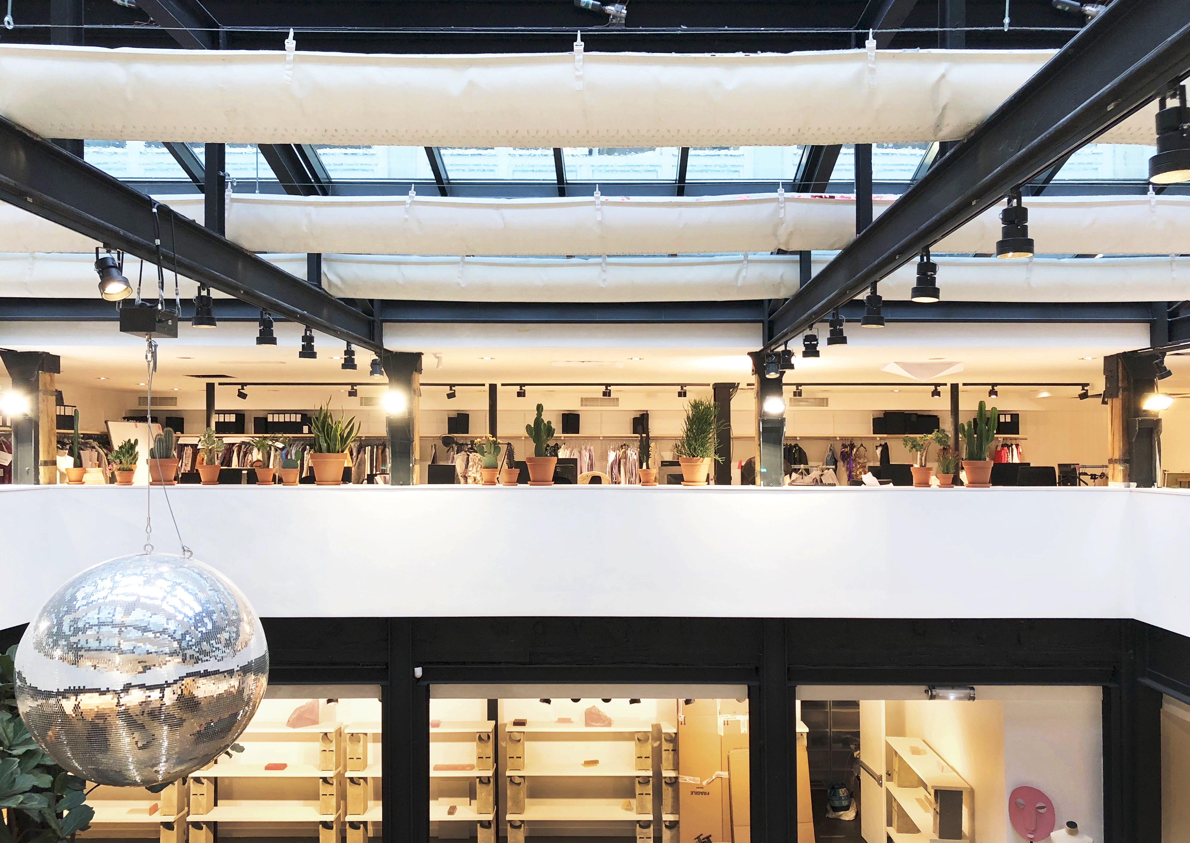Bureaux Isabel Marant, Paris — siège social et showroom